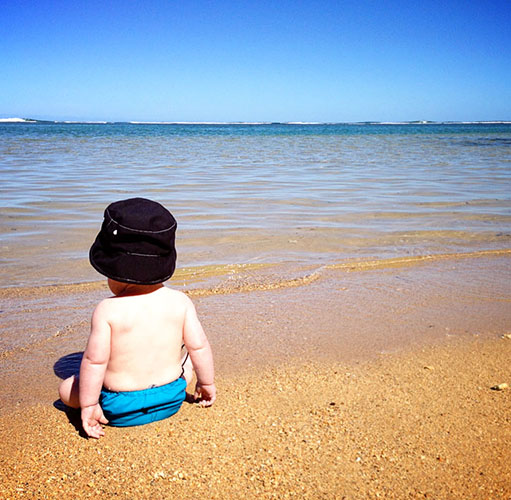 tips-for-taking-your-baby-to-the-beach-vacatia-s-resort-vacation-blog