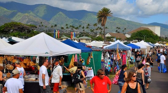 Maui Swap Meet: Local Maui Shopping