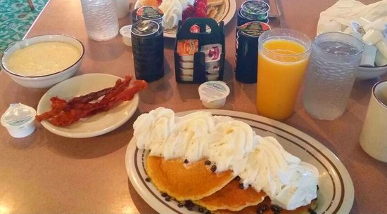 Dino’s House of Pancakes: Myrtle Beach Breakfast