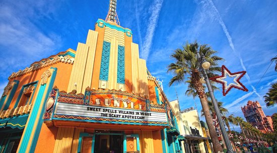 Sunset Boulevard, Hollywood Studios