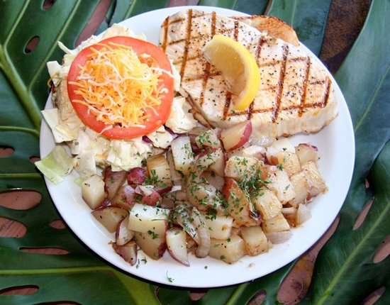 Paia Fish Market: Where to Eat on Maui