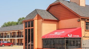 Econo Lodge near The Domain - The Arboretum