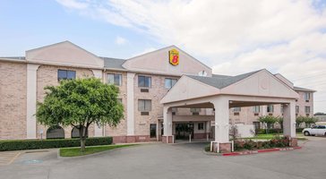 Super 8 by Wyndham Garland North Dallas Area