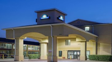 Days Inn by Wyndham Dallas Garland West