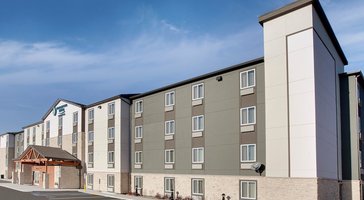 WoodSpring Suites Signature Boston North