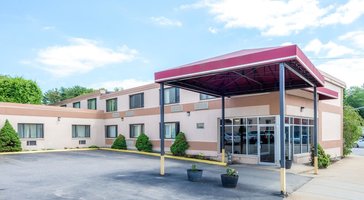 Super 8 by Wyndham Watertown/Cambridge/Boston Area