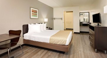 Travelodge by Wyndham College Park